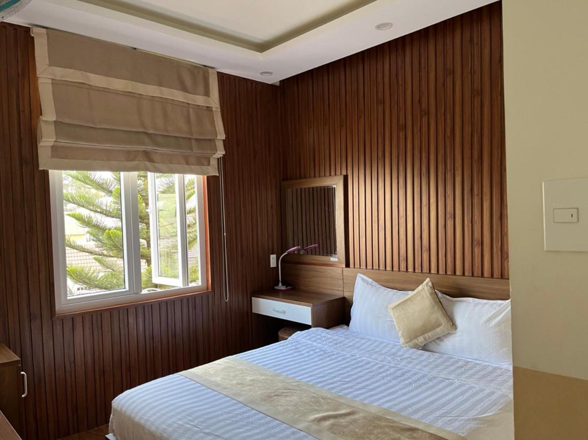 Duy Vinh Hotel Dalat Exterior photo